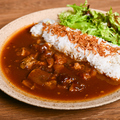 料理メニュー写真&nbsp;牛すじカレー