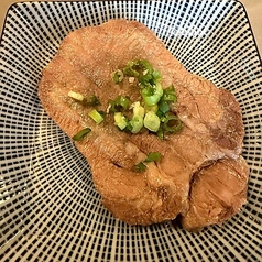 厚切り柔らか茹でタン