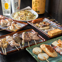 職人が目の前で焼き上げる多彩な鉄板串焼きの数々★