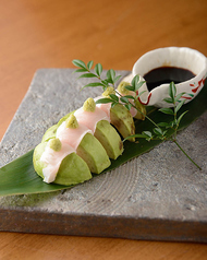 鶏とアボカドの山葵醤油