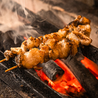 炭火でじっくり焼き上げた絶品の串をお楽しみください♪