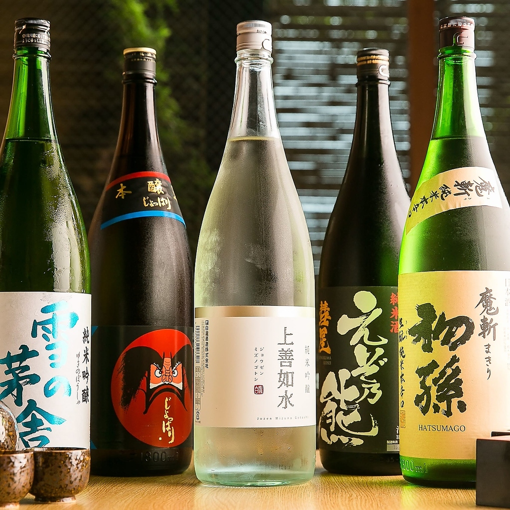 当店は焼酎・日本酒にもこだわります！本格焼酎、日本酒多数取り揃えました。
