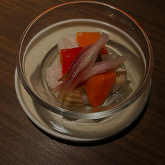 ミョウガと6種類の野菜のピクルス