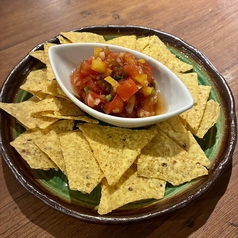サルサ &チップス