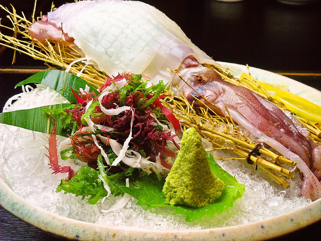 新鮮なお刺身や馬刺し、一品料理やデザートまでとにかくメニューが豊富♪お料理で困る事はありません