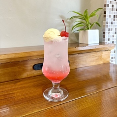 ピーチクリームソーダ