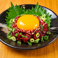 桜肉のユッケ