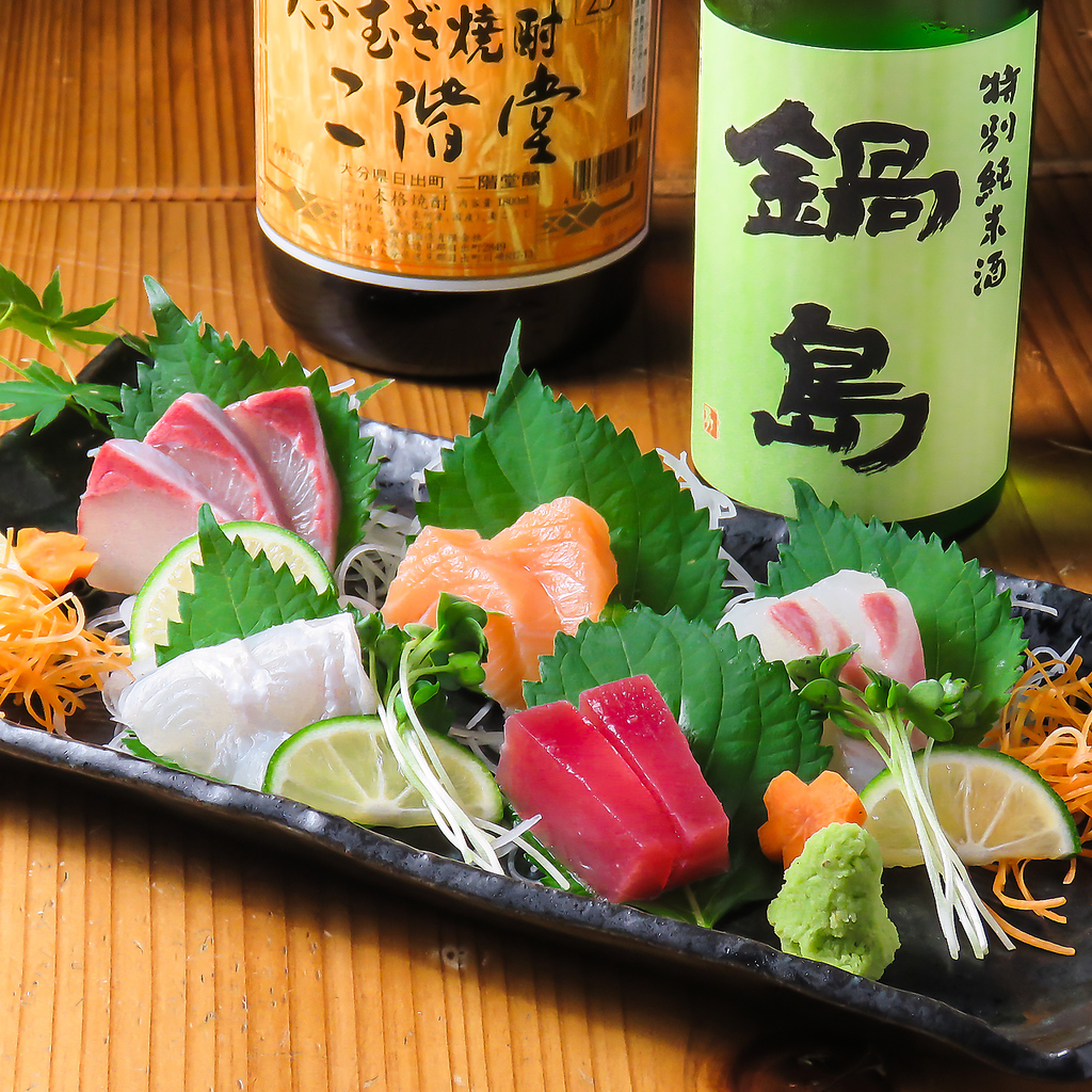 鮮度抜群の海鮮料理をはじめ、お酒に合う逸品料理も多数ご用意！