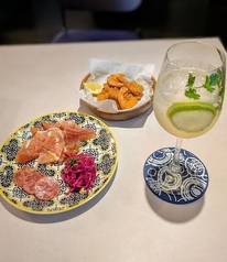 ITEROLINQ deli and cafebarの特集写真