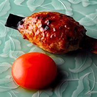 秘伝のタレで焼き上げる京紅地鶏の炭火焼き鳥♪