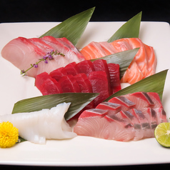 地魚が旨い店 藤坂サカスの特集写真