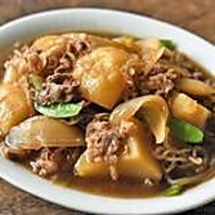 懐かしさ香るお母さんの肉じゃが！心温まる出汁の旨味★