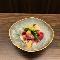 一文字ぐるぐると本マグロのぬた