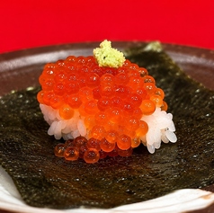 イクラ　寿司