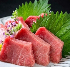一度も冷凍していない生本マグロを破格のお値段にて提供の写真