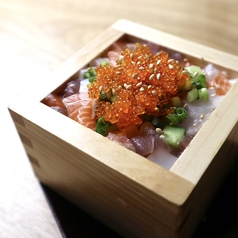 海鮮升丼　魚介ちらし