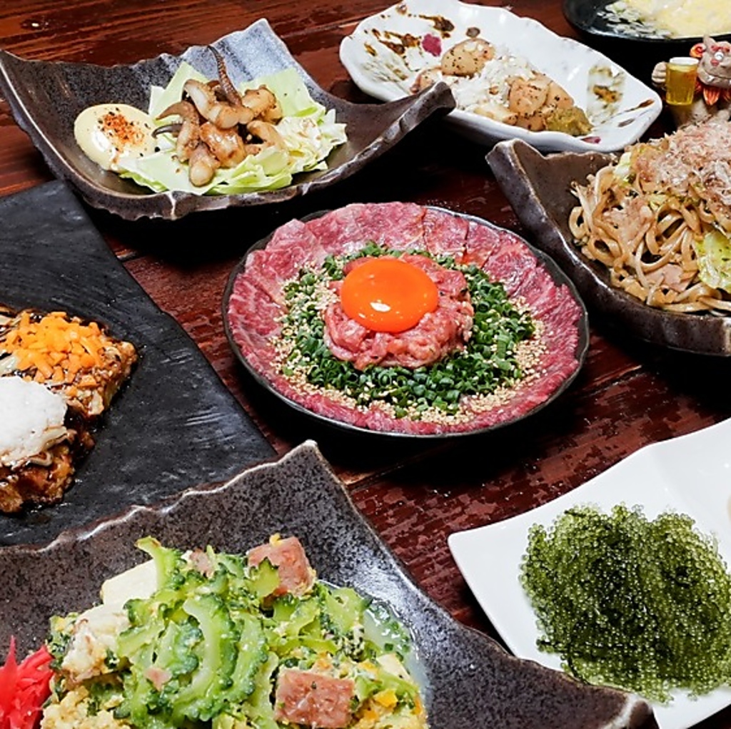 沖縄ならではの一品料理や鉄板料理をお楽しみいただけるコースは3000円(税込)～ご用意しております！
