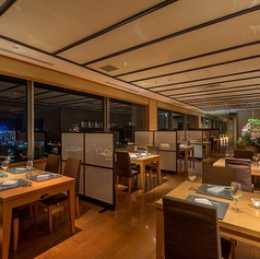 和モダンで落ち着いた、ゆったりとした空間