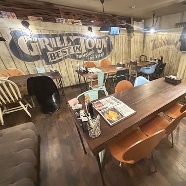 とろけるハンバーグ 福よし 相模原本店の雰囲気1