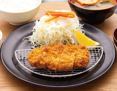 【人気の定食！】とんかつ定食