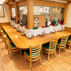 イタリアンダイニング DONA ドナ 大宮店の雰囲気1