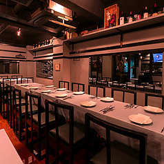 ディナータイムの着席での最大人数は約47名様となりますが、立食形式も可能ですので是非ご相談下さい。