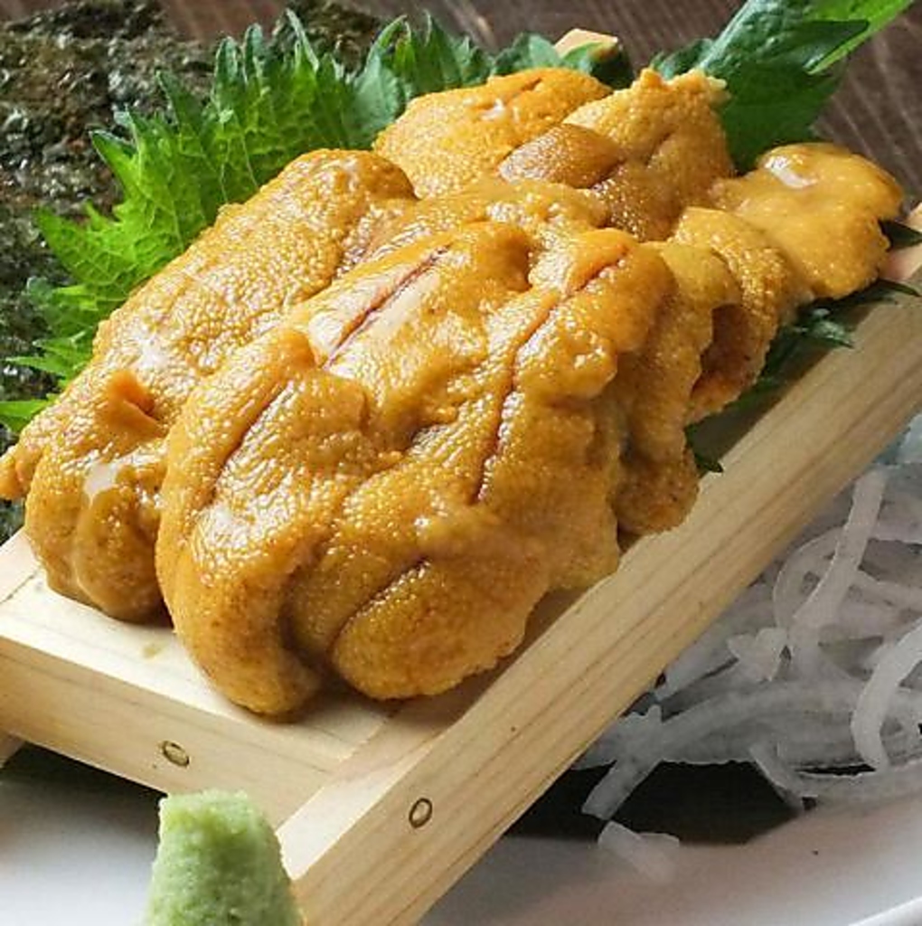 当店人気の板ウニは新鮮でおいしい一品です！