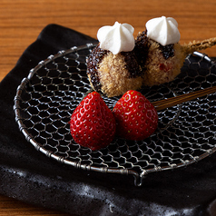 デザート串かつ　苺チョコクリーム