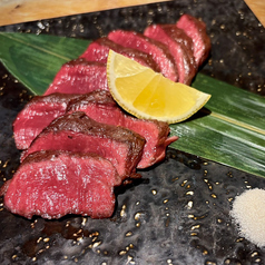 ジビエ好きは必見！『蝦夷鹿の炭火焼き』の写真