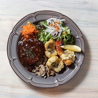 こだわりのランチメニューご用意。セットでお得です☆