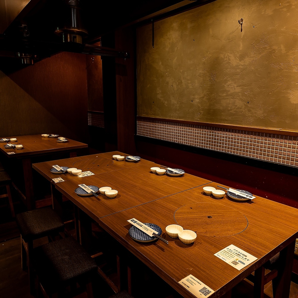 少人数様の接待.団体様の二次会,同窓会,女子会までご宴会のスタイルに合わせた個室席