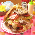 料理メニュー写真 メディアで話題の日本一!!メガトンネイビーバーガー
