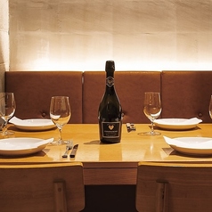 1~4名様席 【大人なお洒落空間】美味しい料理とお酒を味わいながら、とっておきのひとときを満喫できます♪