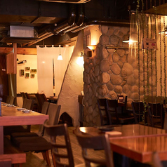 肉と日本酒バル ワラカド 津田沼店の雰囲気1