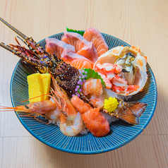 素材を活かした海鮮の数々