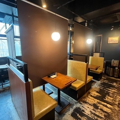 やきとり家 すみれ 横浜西口店の雰囲気1