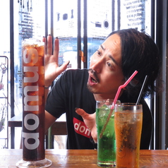 【インスタ映え間違いなし】顔より大きい超特大コーラ★