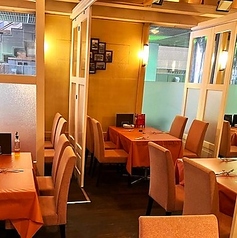 外の景色が見えるお席はランチにおすすめ