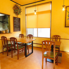 2名様テーブル×3