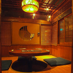 一番人気はちゃぶ台お座敷掘り炬燵半個室！3～5名様に◎の空間です。