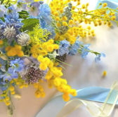 大切な記念日をさらに華やかに演出する、花束やスパークリングワインのご用意も承っております。お祝いのシーンにふさわしい、特別感あふれるサプライズをお手伝いいたします。※いずれも事前予約制。花束は1週間前までにご予約ください。