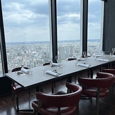 洗練されたインテリアと落ち着いた雰囲気の個室は、大切な方との親密な会話を楽しむのに最適です。この機会にぜひご利用ください。