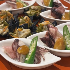 旬の食材を存分に生かしたお料理をご用意しております。