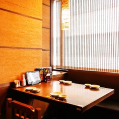 広くて、おしゃれな店内☆シーンに合わせてお席をご用意致します。【人形町で居酒屋・蟹・海鮮・和食のお店をお探しなら北海道へ】