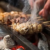 こだわりの備長炭で焼く焼き鳥は絶品です♪