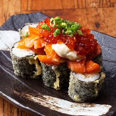 天ぷら寿司 サーモンいくら