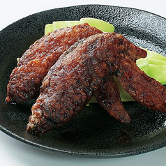 秘伝の黒手羽先(2本)