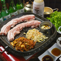 本格韓国料理と店内の雰囲気が本場韓国を彷彿とさせます