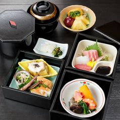 京都産食材の季節懐石と揚げたて天ぷらのこだわり