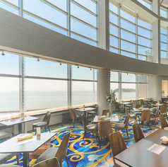 ご友人グループとの集まりにもおすすめ◎お席の連結なども可能です。